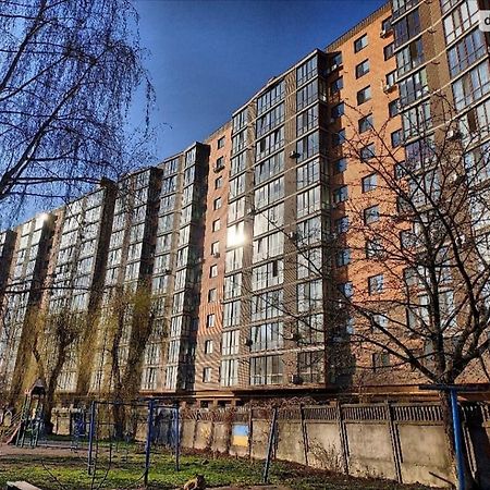 Комфортна Квартира В Жк Сімейний ヴィーンヌィツャ エクステリア 写真