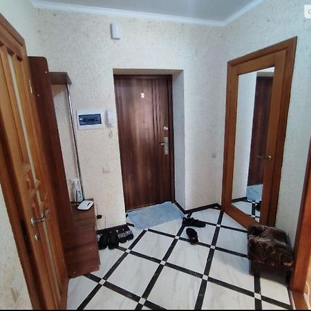 Комфортна Квартира В Жк Сімейний ヴィーンヌィツャ エクステリア 写真